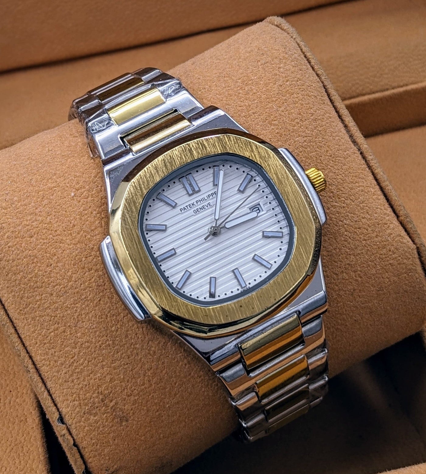 Mens Branded Watch Golden Silver - Stainless Steel